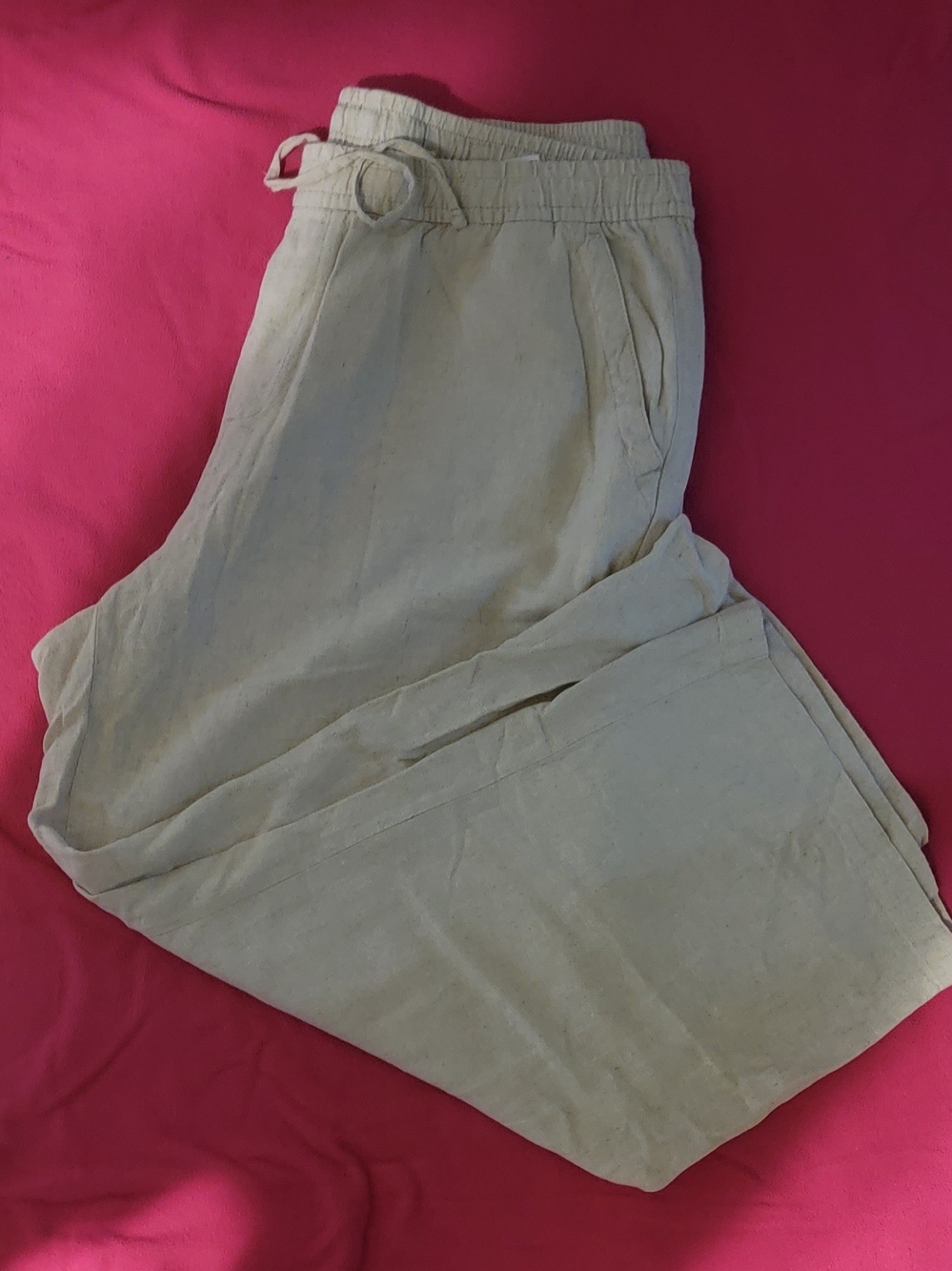 Old Navy Wide-Leg Drawstring Pants in Light Cream